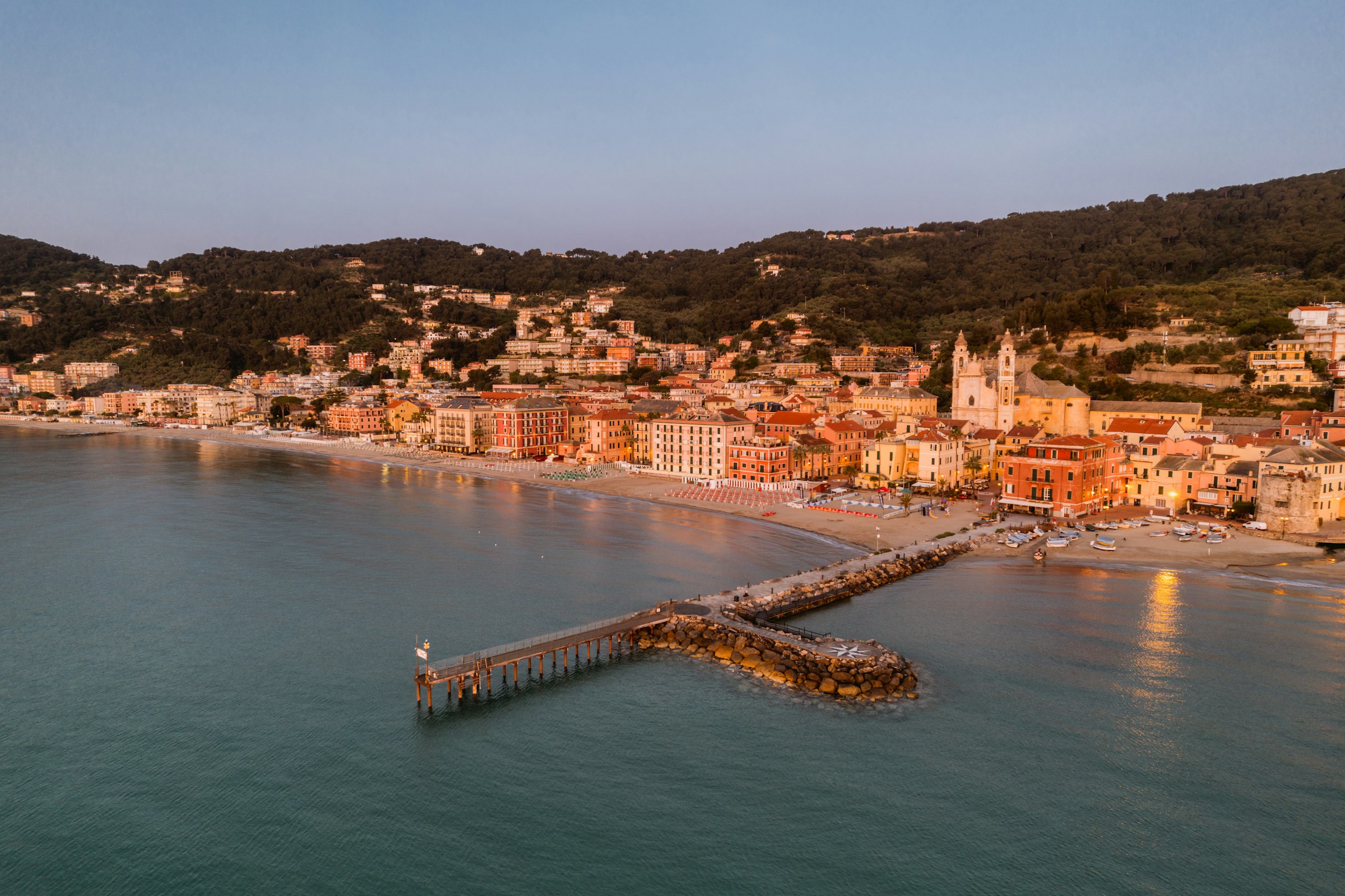 patrick-federi-fwupdL1q0-k-unsplash